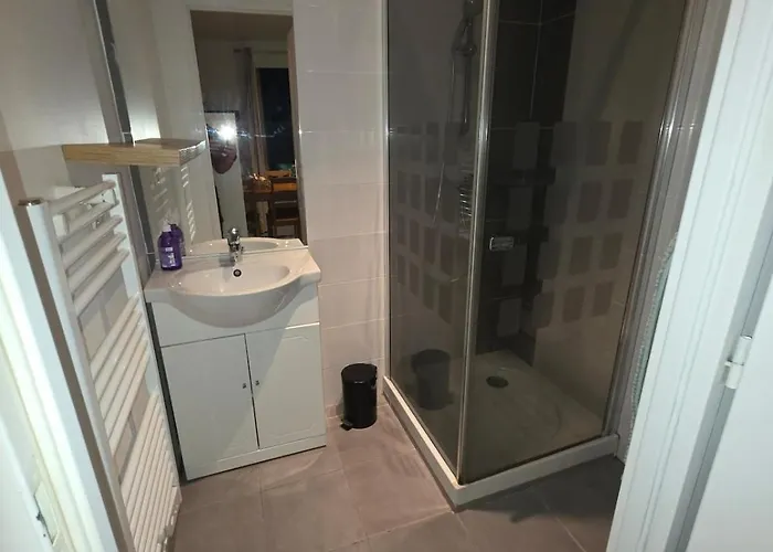 Jolie T2 Avec A Proximite Apartment Hyeres